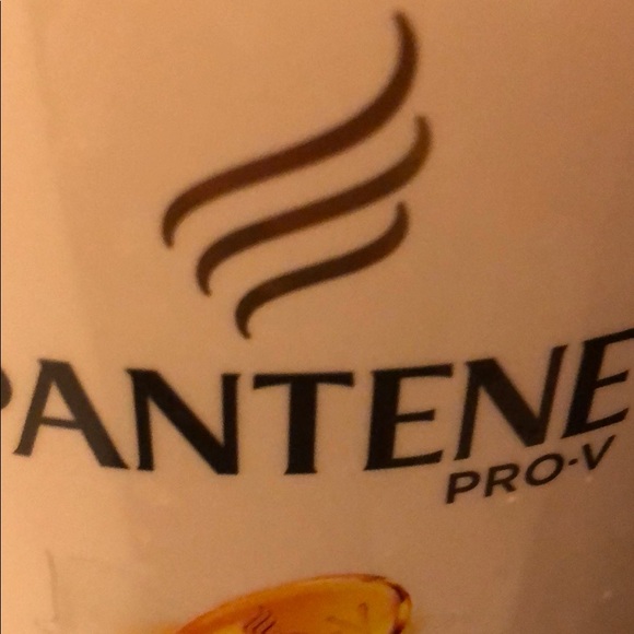 Meet your Posher, Yolanda - Picture 1 of 1